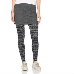 NWT Kavu leggings